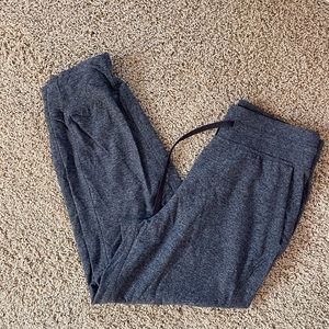 Lululemon Ready to Rulu crop jogger